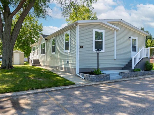 714 Mill Street, Unit 27, Leslie, MI 49251