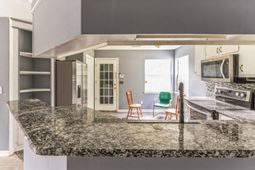 215 Cantilever Court photo 4