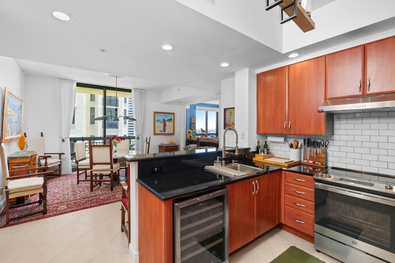 801 S Olive Avenue, Unit 711, West Palm Beach, FL 33401 Photo