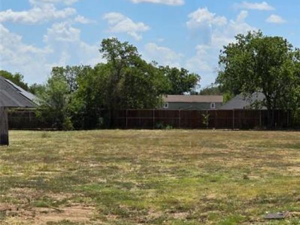 5116 Pinson Street, Fort Worth, TX 76105