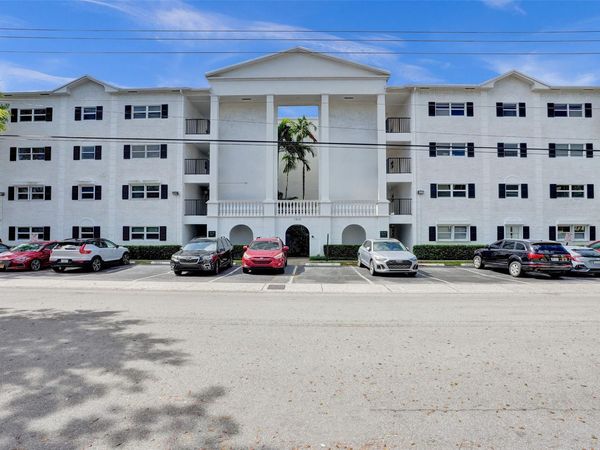 1212 SE 2nd Ct, Unit 201, Fort Lauderdale, FL 33301