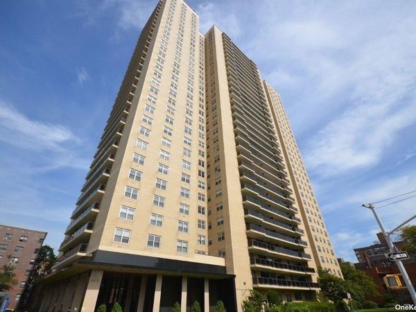 110-11 Queens Blvd., Unit 2H, Forest Hills, NY 11375