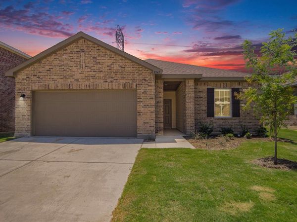 5541 Ladytown Lane, Fort Worth, TX 76036