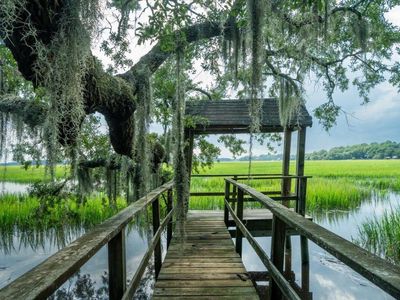 8467 Middleton Point Lane, Edisto Island, SC 29438