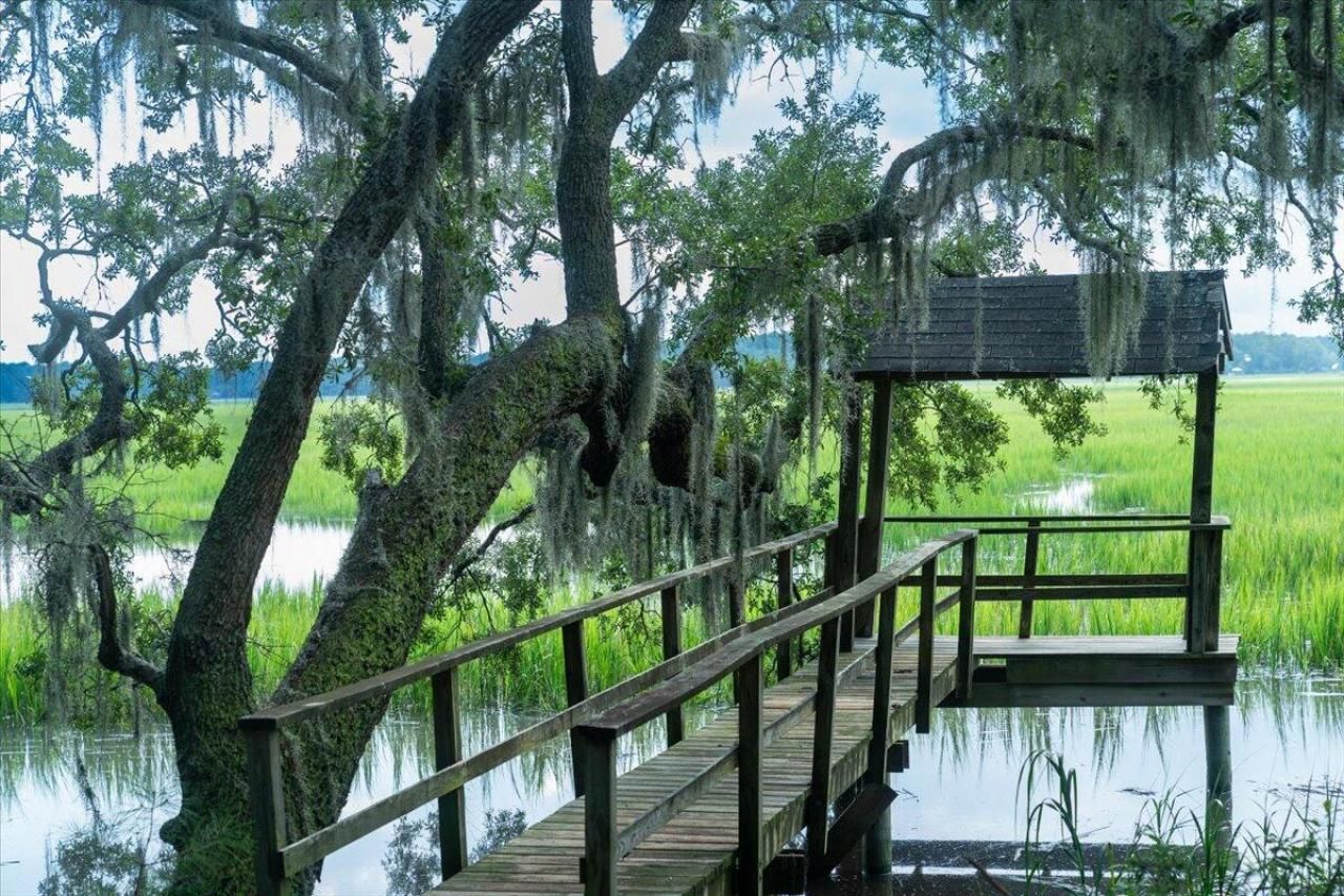 8467 Middleton Point Lane Photo 12