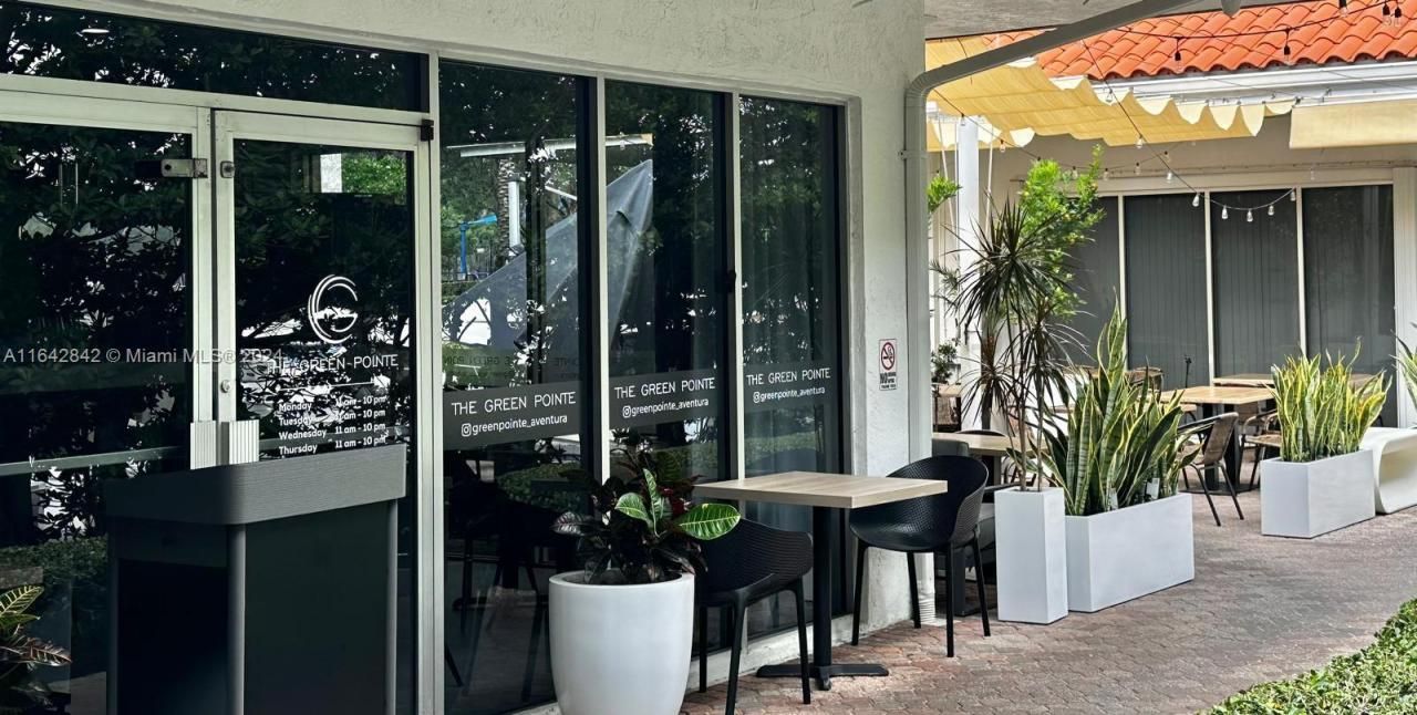 3500 Mystic Pointe Dr, Unit 1801, Aventura, FL 33180 Photo