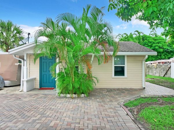 5271 Wallis Road, Royal Palm Estates, FL 33415