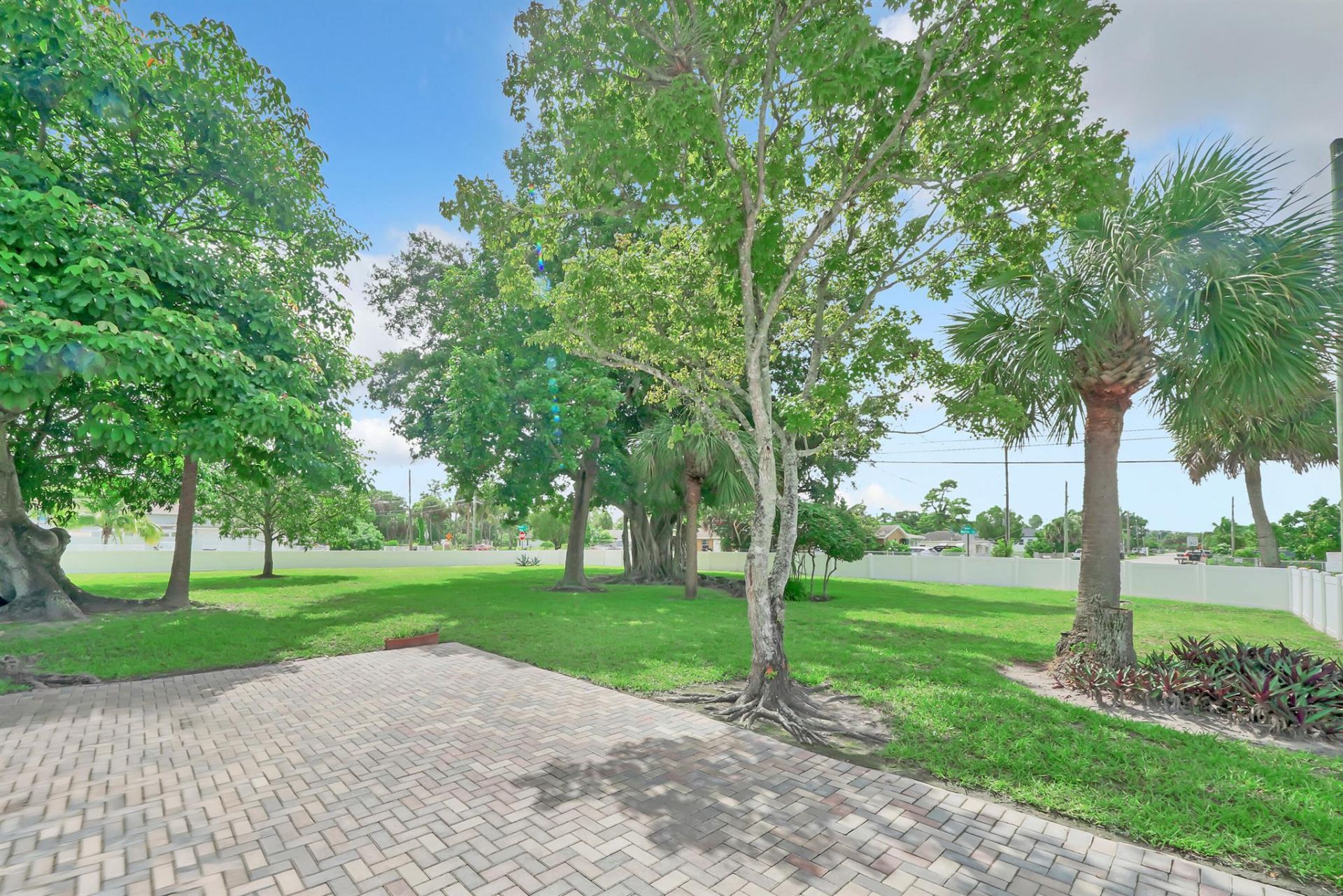 5271 Wallis Road, Royal Palm Estates, FL 33415 Photo