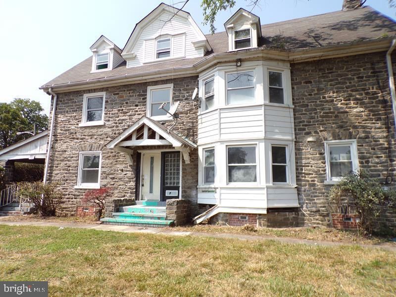 2217 23 Georges Lane, Philadelphia, PA 19131 Main Photo