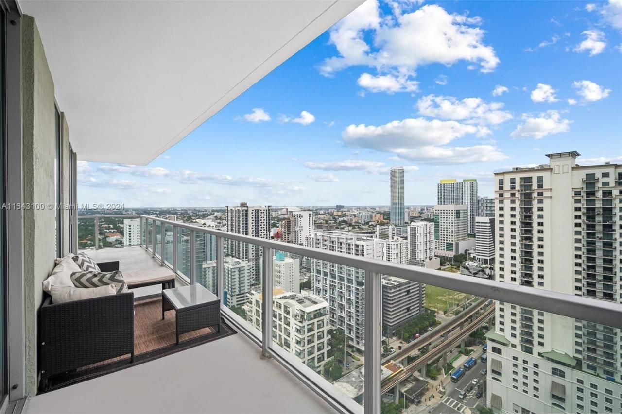 1111 SW 1st Ave, Unit 3425-N, Miami, FL 33130 Photo