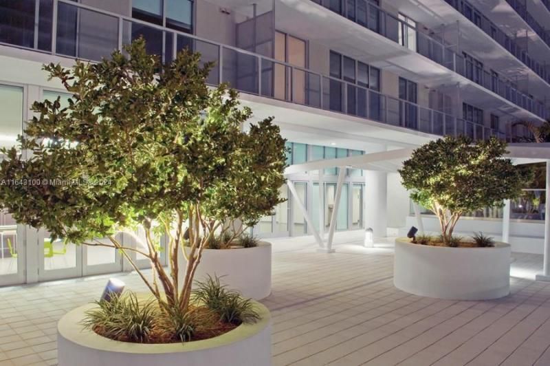 1111 SW 1st Ave, Unit 3425-N, Miami, FL 33130 Photo