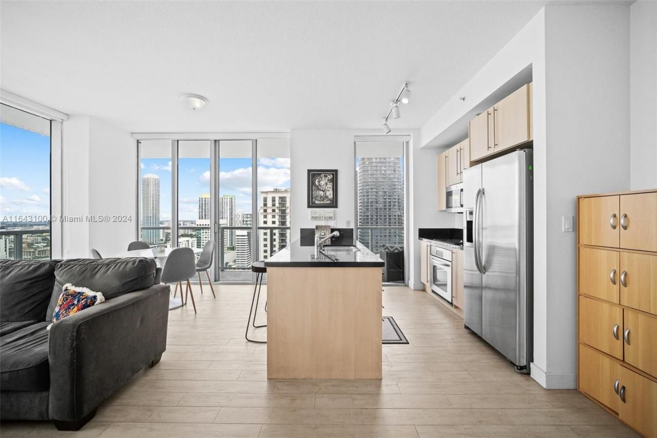 1111 SW 1st Ave, Unit 3425-N, Miami, FL 33130 Photo