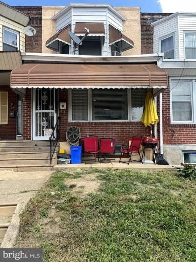 2727 S 71st Street, Philadelphia, PA 19153 Main Photo