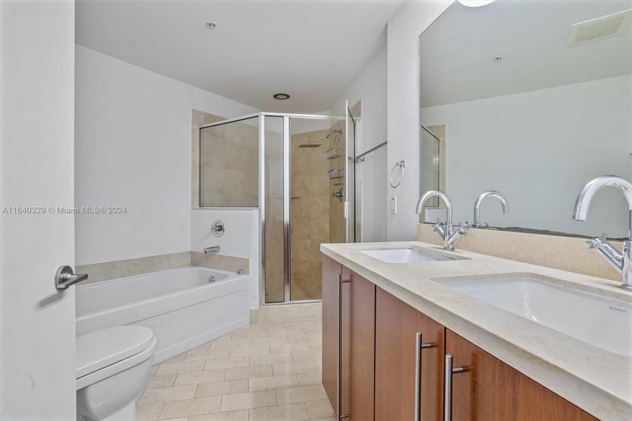 1111 SW 1st Ave, Unit 3014-N, Miami, FL 33130 Photo