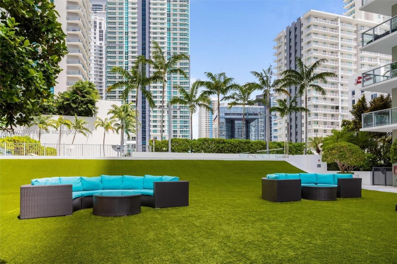 1111 SW 1st Ave, Unit 3014-N, Miami, FL 33130 Photo