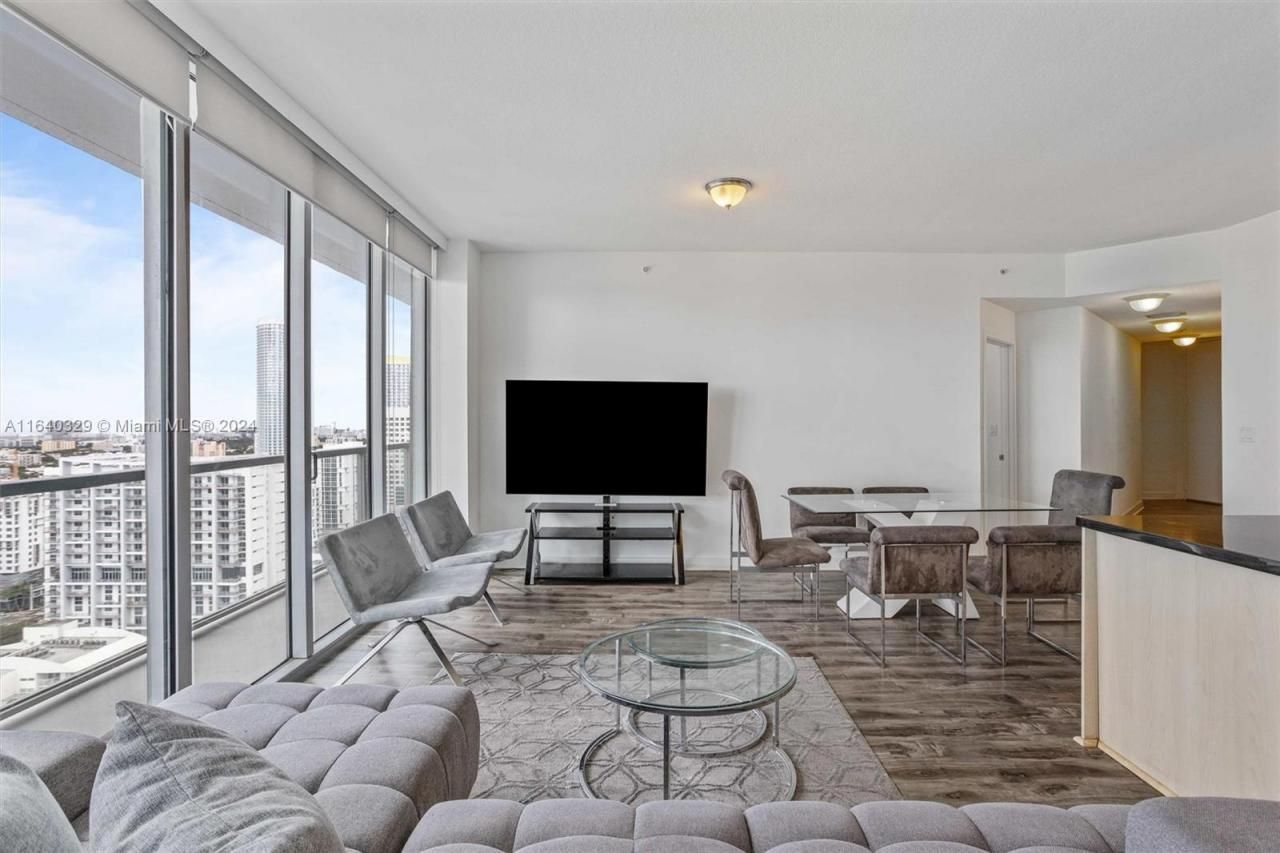 1111 SW 1st Ave, Unit 3014-N, Miami, FL 33130 Photo