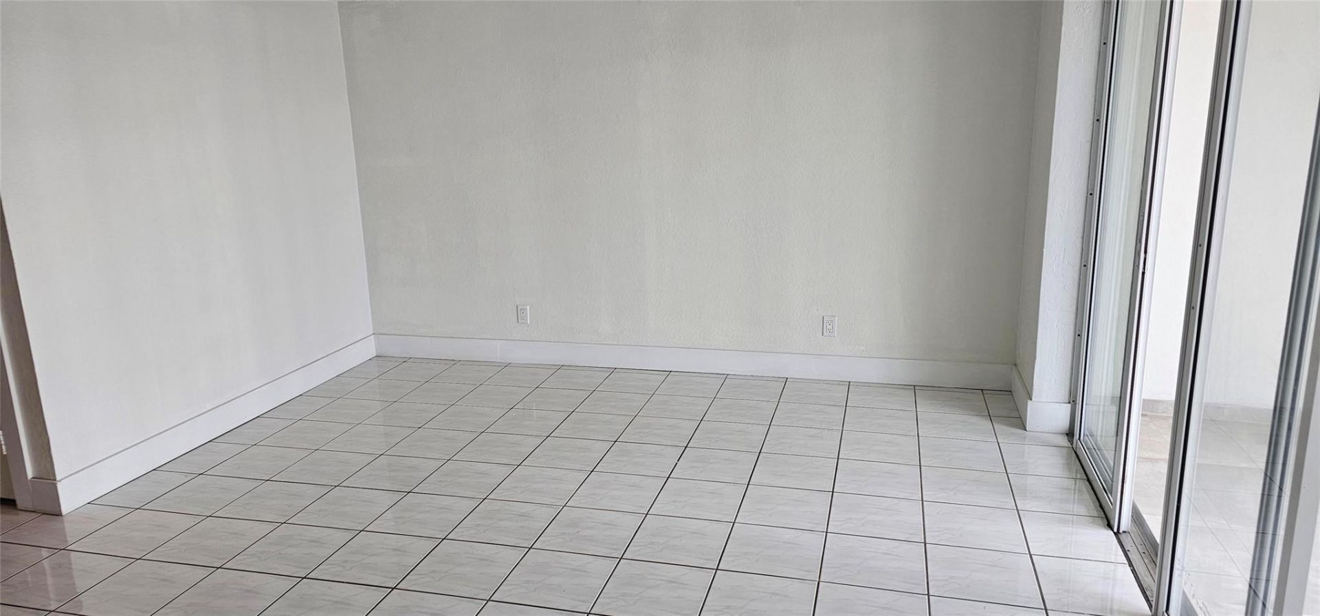 54 Isle Of Venice Drive, Unit 3, Fort Lauderdale, FL 33301 Photo