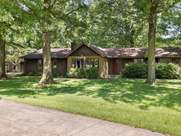 1980 Walker Lake Road, Ontario, OH 44906