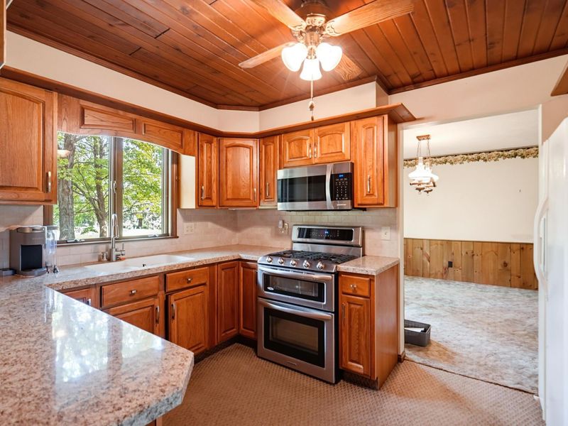 1980 Walker Lake Road, Ontario, OH 44906 Photo 19