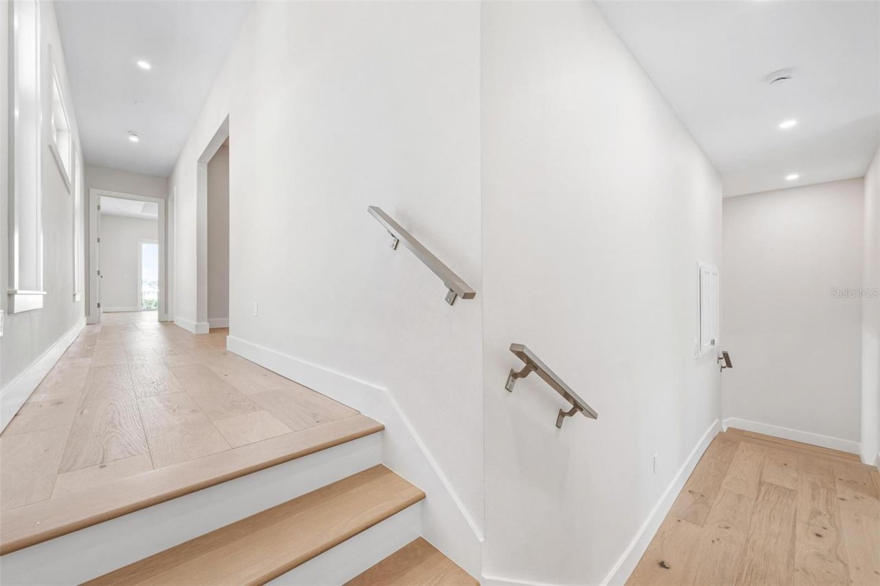 4819 Higel Avenue, Sarasota, FL 34242 Photo