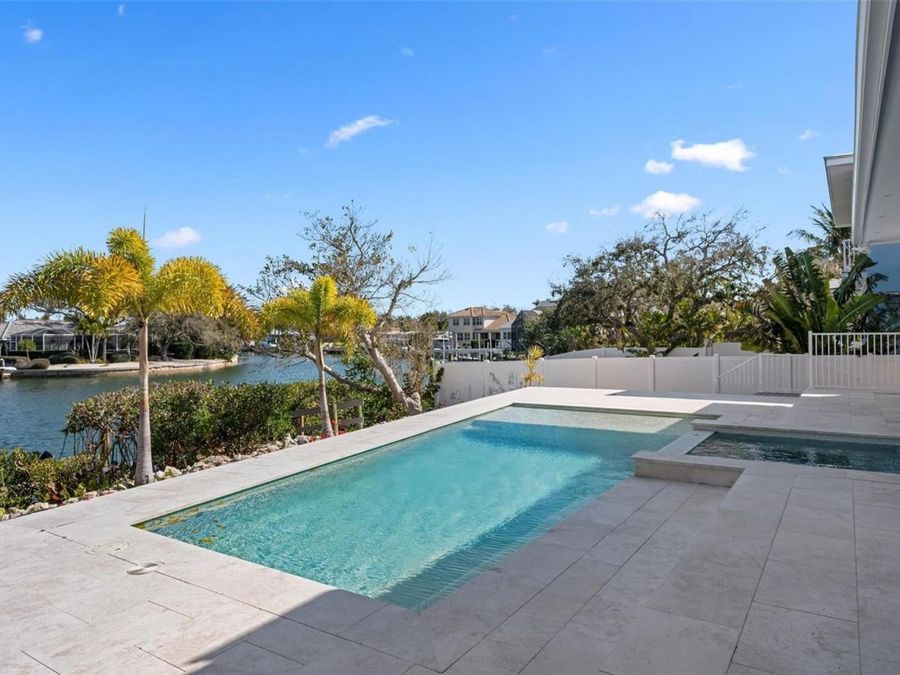 Property Image 80