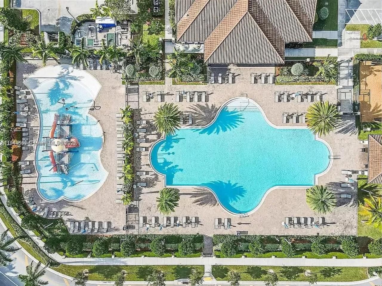 387 NE 37th Ter, Homestead, FL 33033 Photo