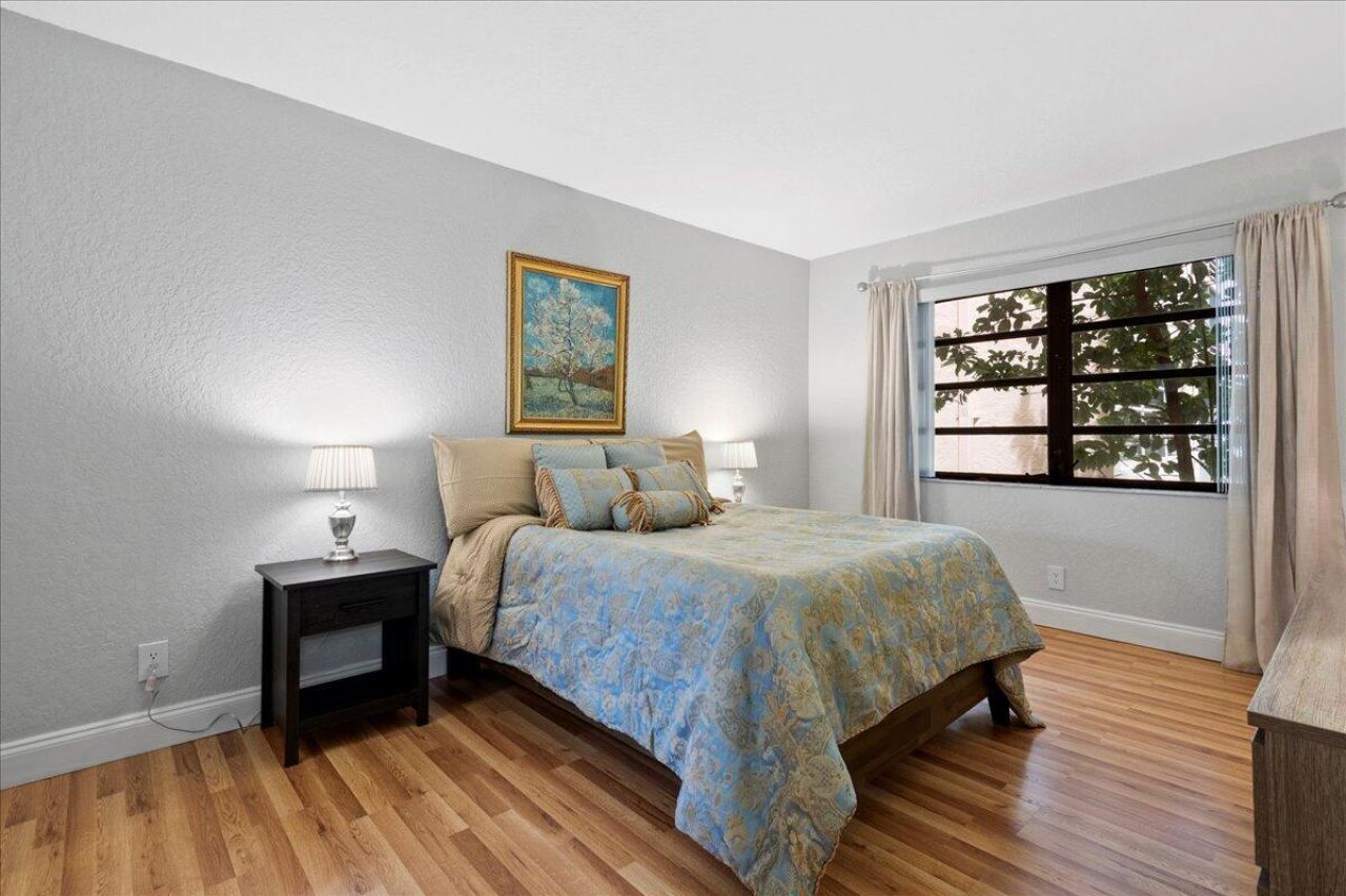 4760 Lucerne Lakes Boulevard W, Unit 105, Lake Worth, FL 33467 Photo