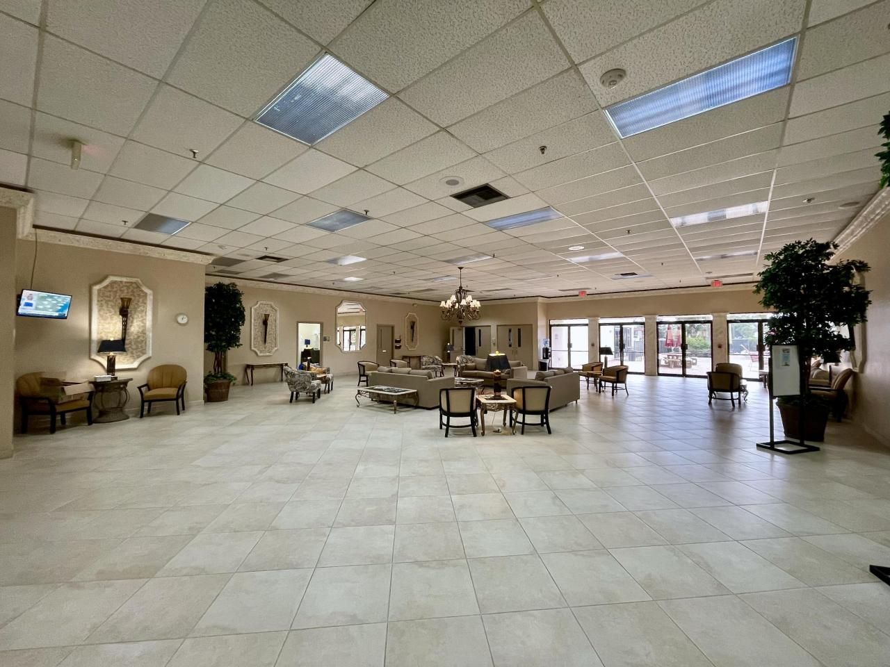 4760 Lucerne Lakes Boulevard W, Unit 105, Lake Worth, FL 33467 Photo