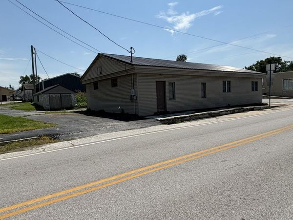 108 S Washington Avenue, Walnut Grove, MO 65770