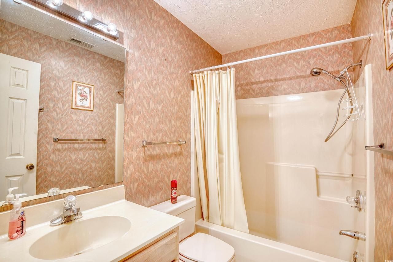 4103 Pinehurst Circle Photo 28