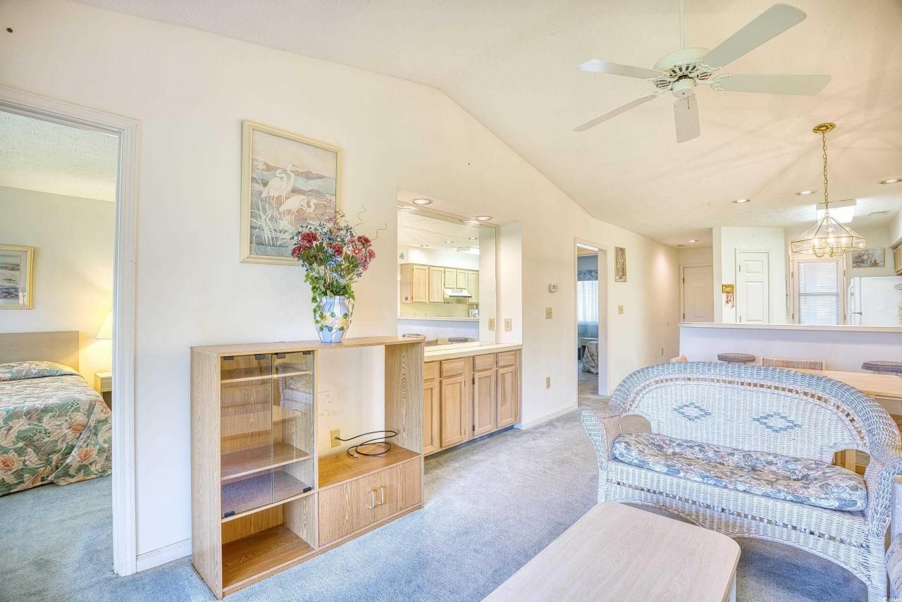 4103 Pinehurst Circle Photo 7