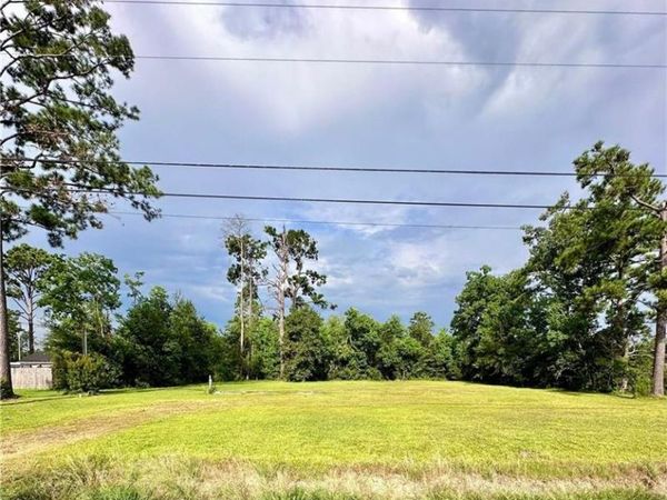 1425 Holly Vale Drive, Lake Charles, LA 70611