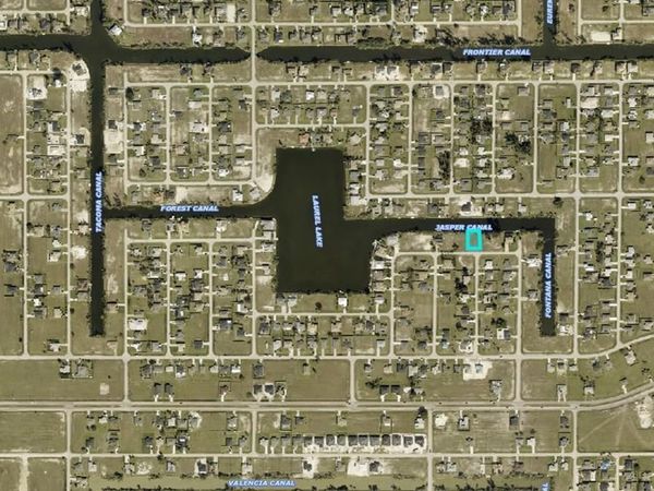 429 NE 17th TER, CAPE CORAL, FL 33909