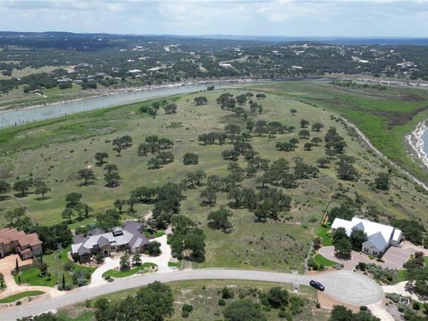 757 Pacific Place, Spring Branch, TX 78070