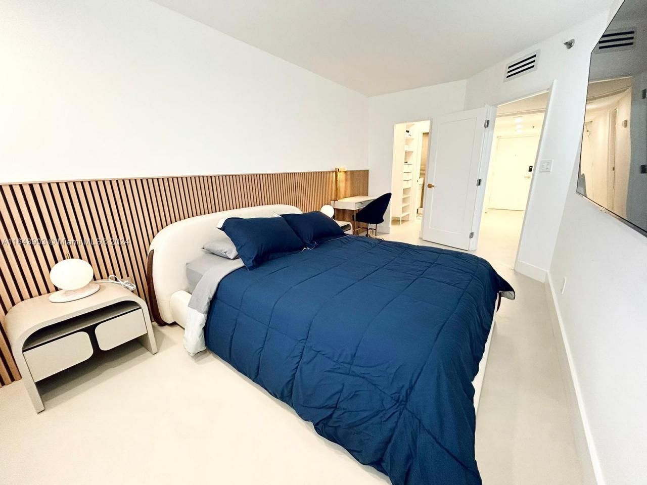 100 Lincoln Rd, Unit 445, Miami Beach, FL 33139 Photo