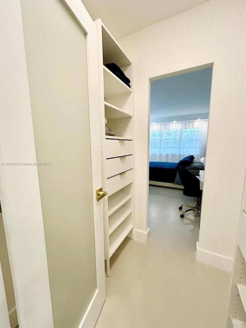 100 Lincoln Rd, Unit 445, Miami Beach, FL 33139 Photo