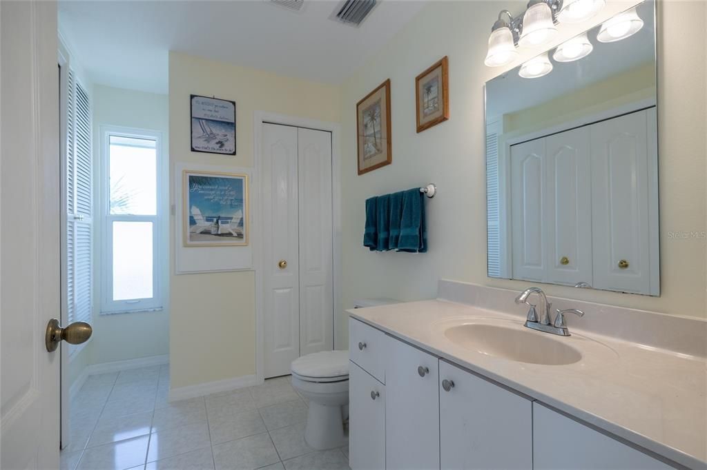 320 Due East Street, New Smyrna Beach, FL 32169 Photo