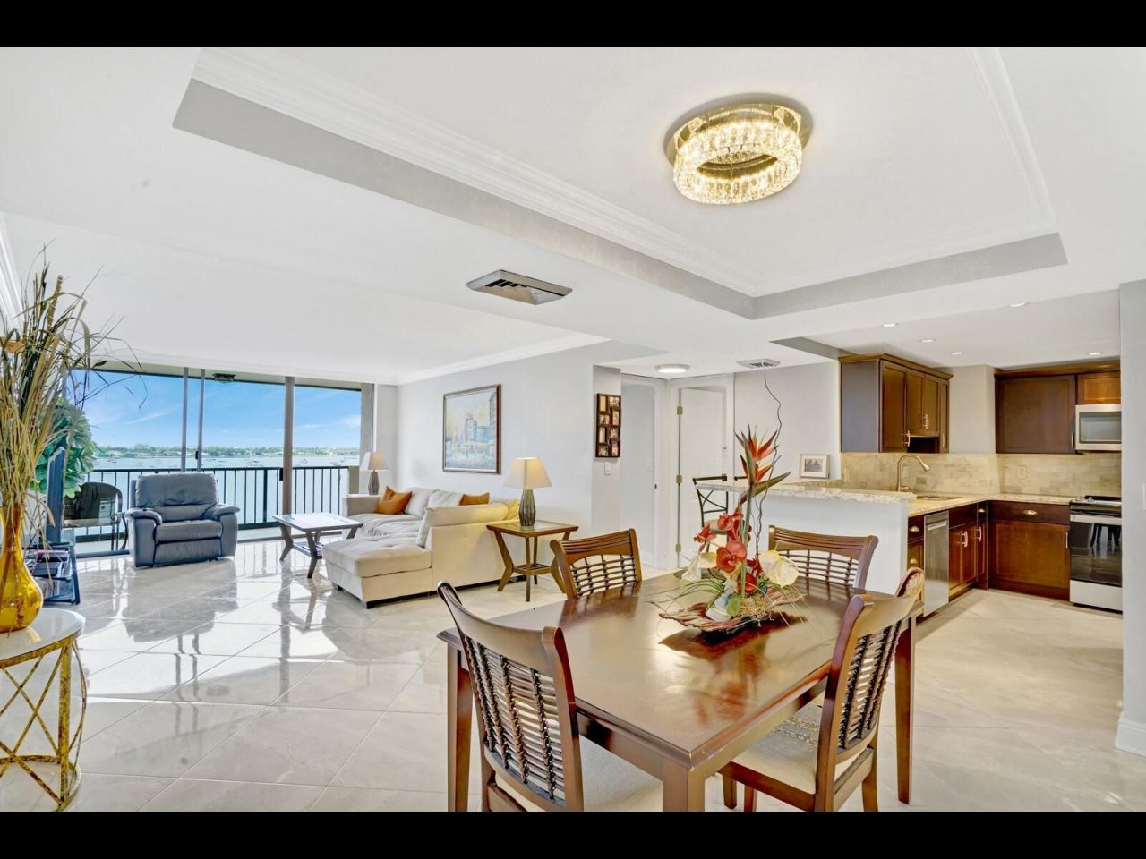 5200 N Flagler Drive, Unit 802, West Palm Beach, FL 33407 Photo