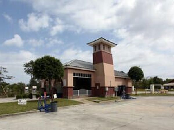 3399 Gulf Breeze Parkway, Gulf Breeze, FL 32563