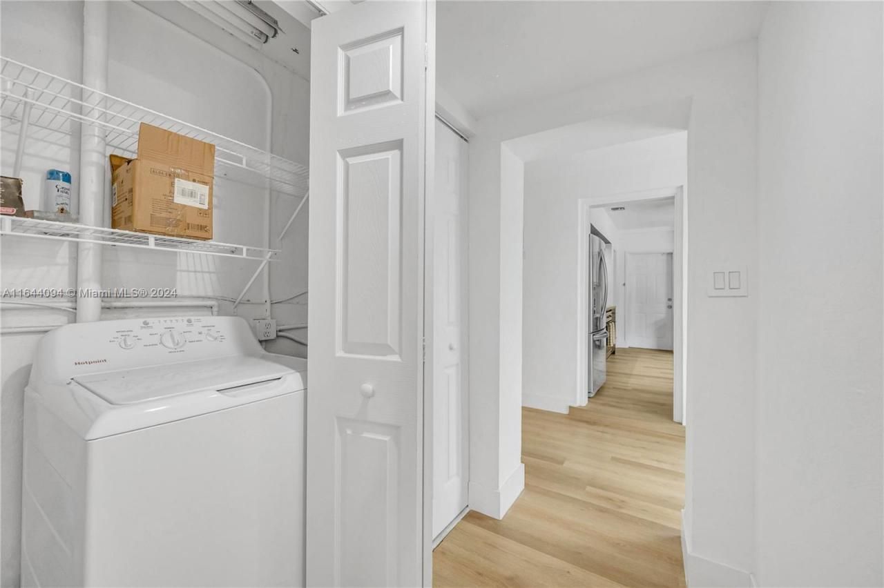 630 NE 117th St, Biscayne Park, FL 33161 Photo