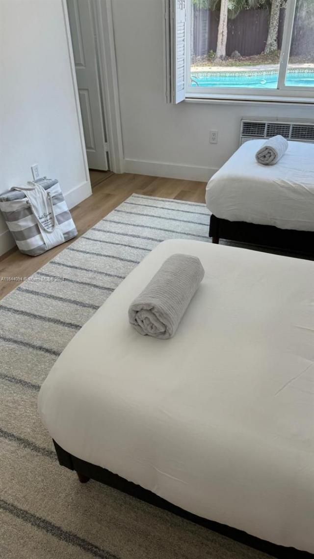 630 NE 117th St, Biscayne Park, FL 33161 Photo