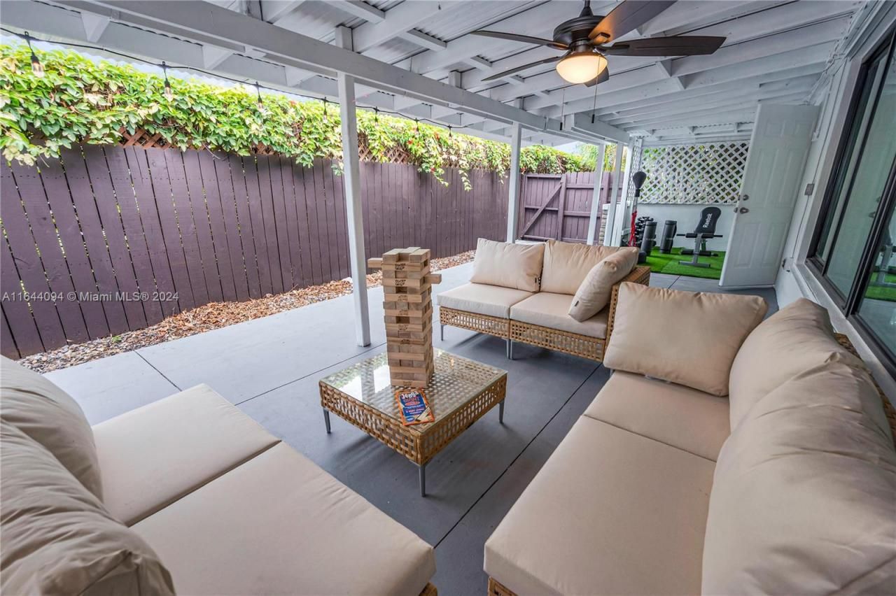 630 NE 117th St, Biscayne Park, FL 33161 Photo