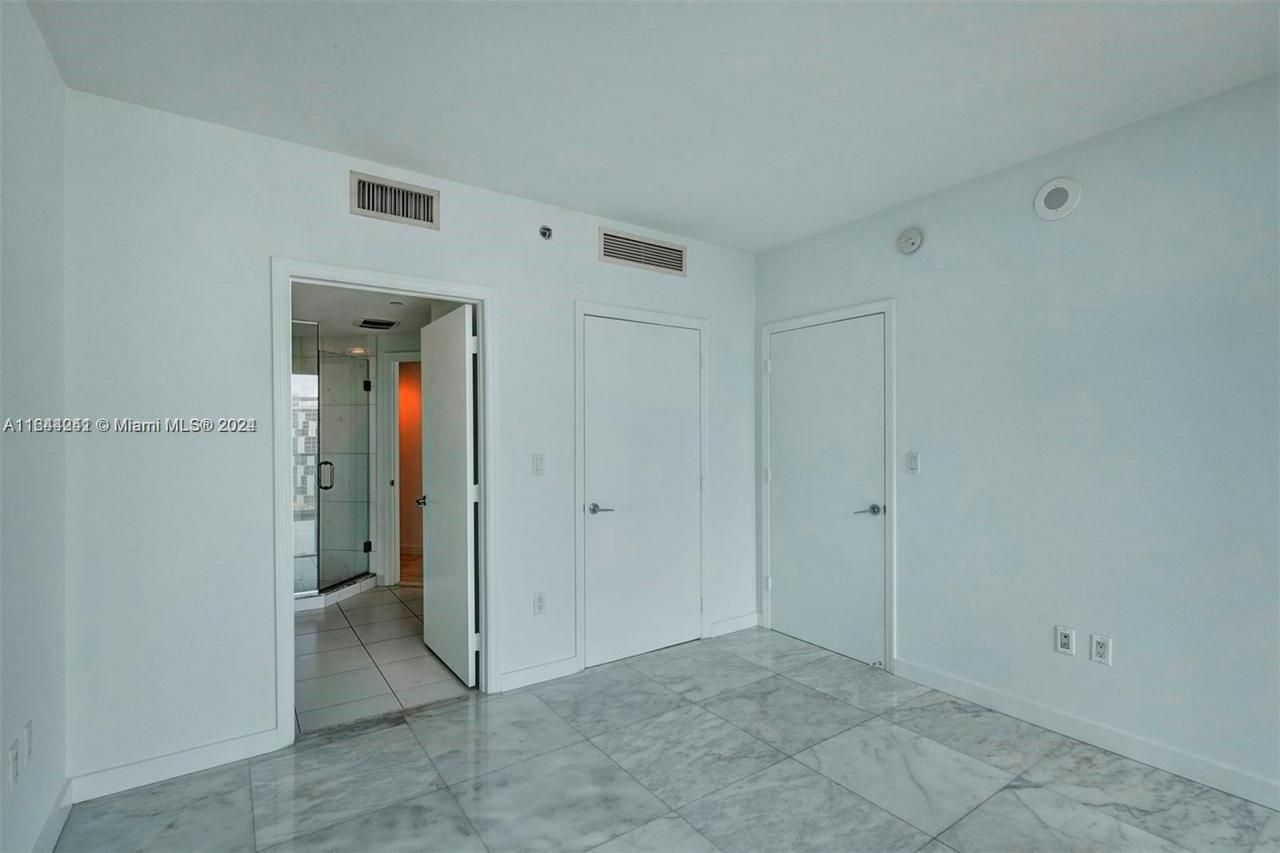 55 SE 6th St, Unit 3401, Miami, FL 33131 Photo