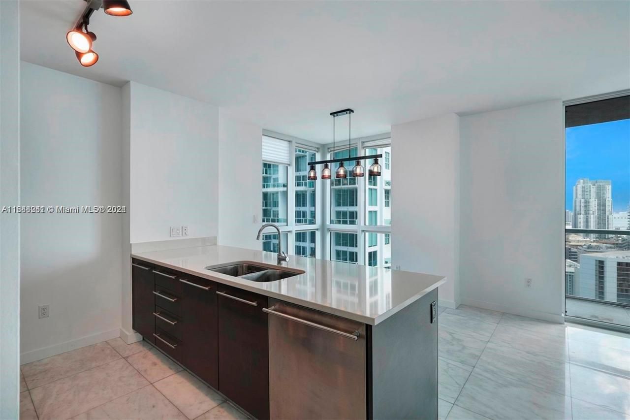55 SE 6th St, Unit 3401, Miami, FL 33131 Photo