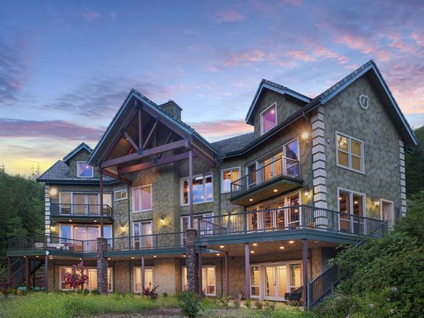 7304 N Applegate Road, Grants Pass, OR 97527