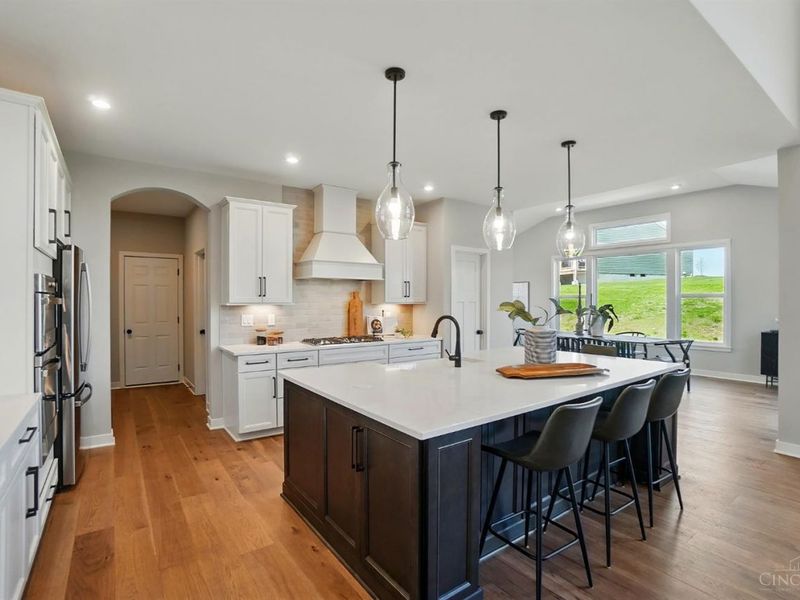 7516 Donegal Drive, Miami Twp, OH 45233 Photo 12