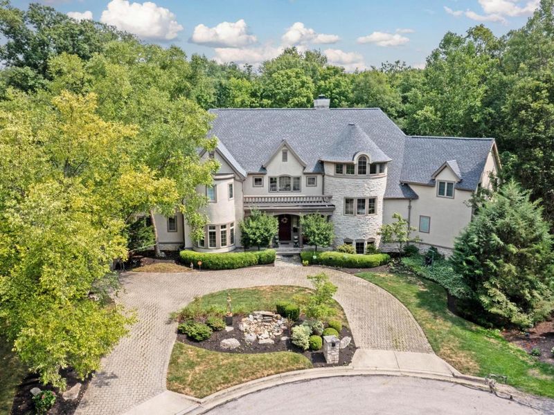 5000 Slate Run Woods Court, Upper Arlington, OH 43220 Photo 2