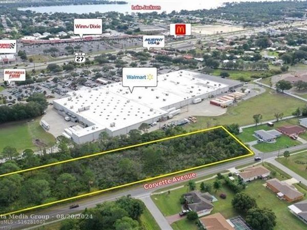 3237 Schumacher Road, Sebring, FL 33872