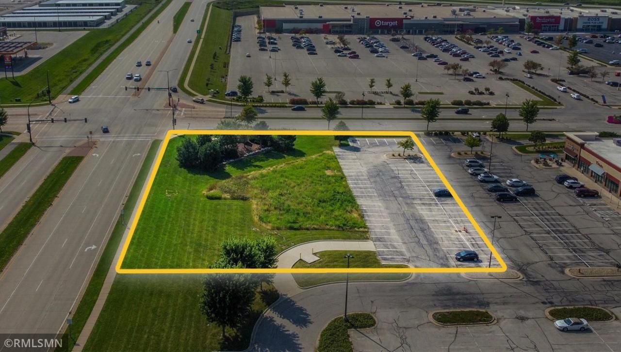 4788 Maine Avenue SE, Rochester, MN 55904