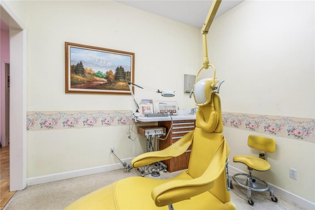 1140 Royal Palm Boulevard, Vero Beach, FL 32960 Photo